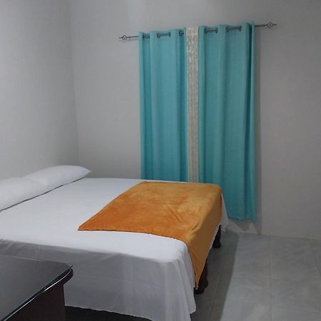 Debs Cozy Cove Villa Discovery Bay Bagian luar foto