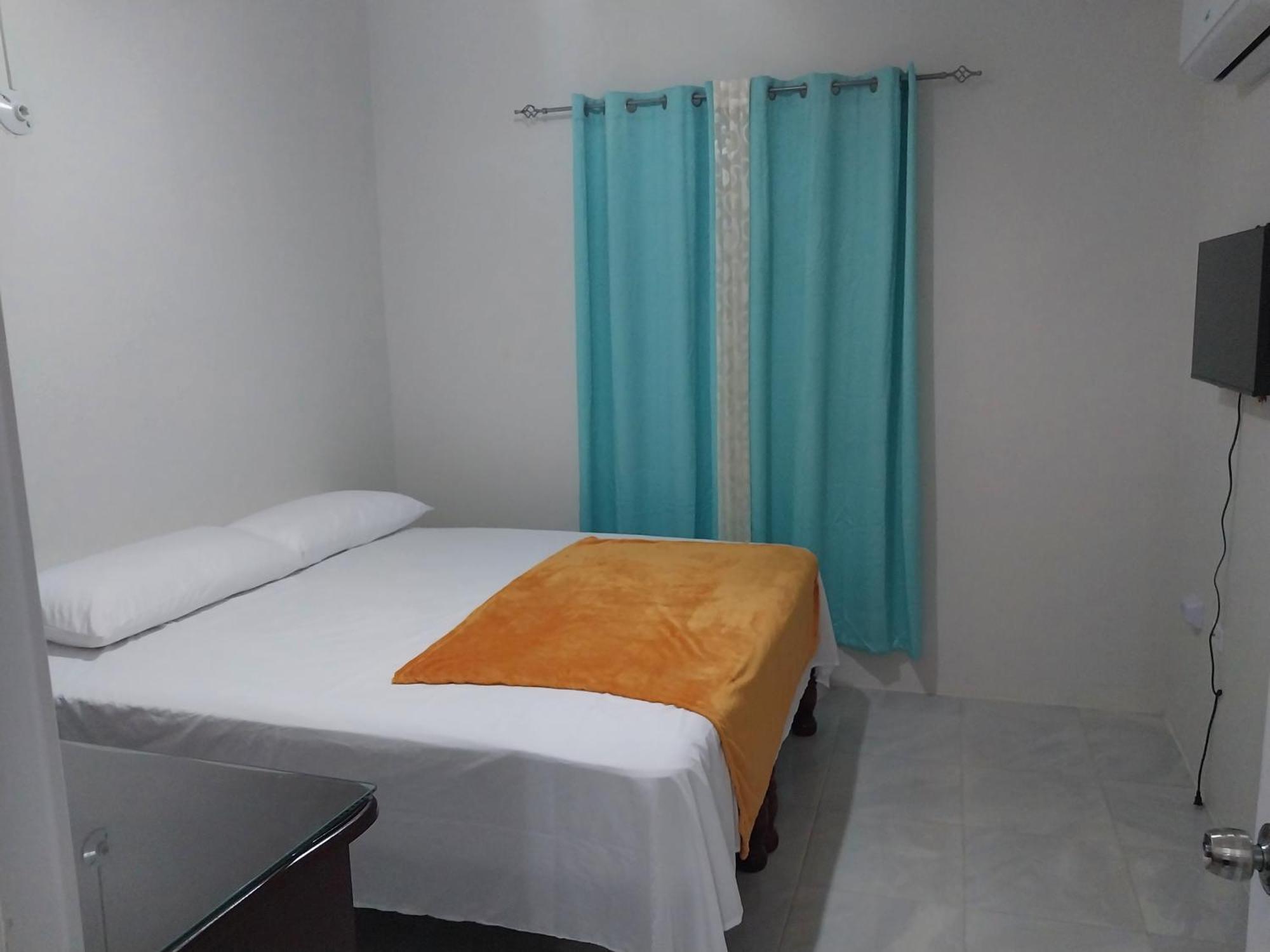 Debs Cozy Cove Villa Discovery Bay Bagian luar foto