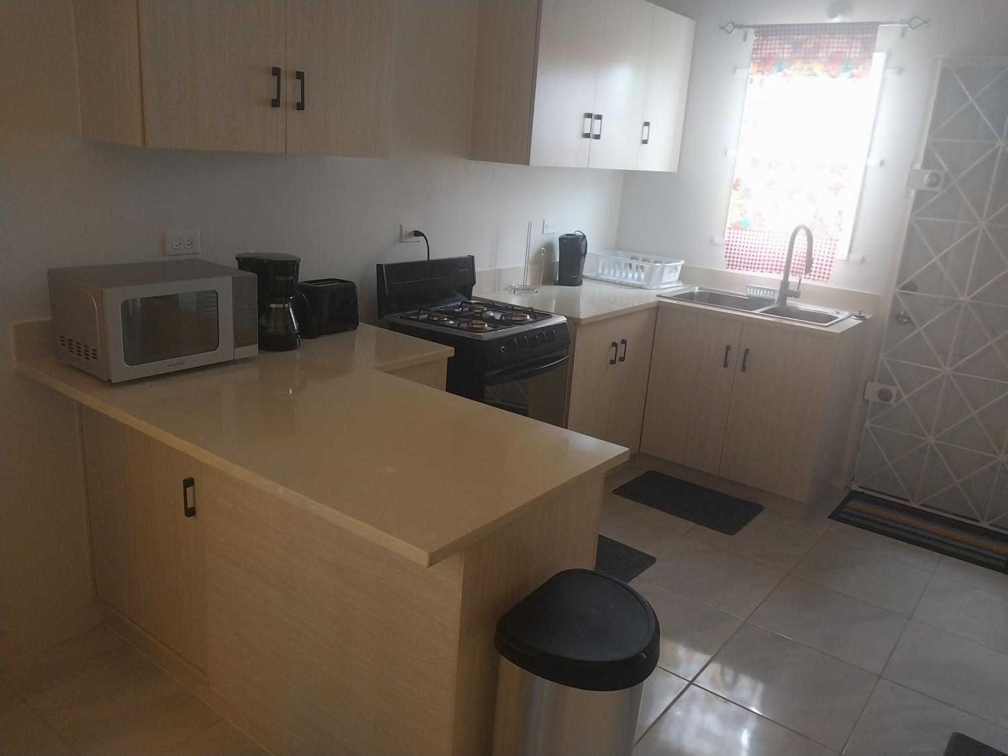 Debs Cozy Cove Villa Discovery Bay Bagian luar foto